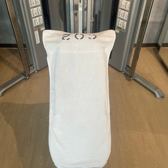 NWT 3pk 100% cotton high quality gym towels with hidden pocket! - Picture 5 of 10